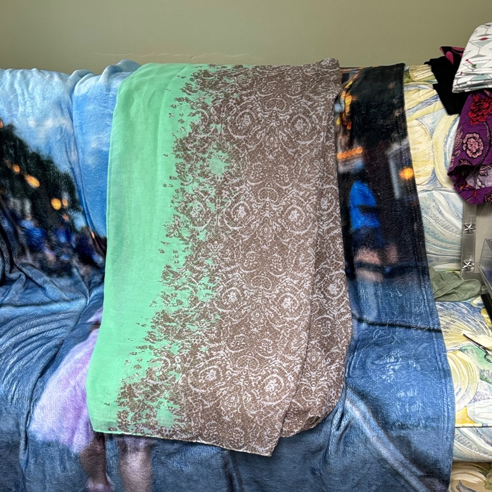 Raj Green and Brown Scarf EUC